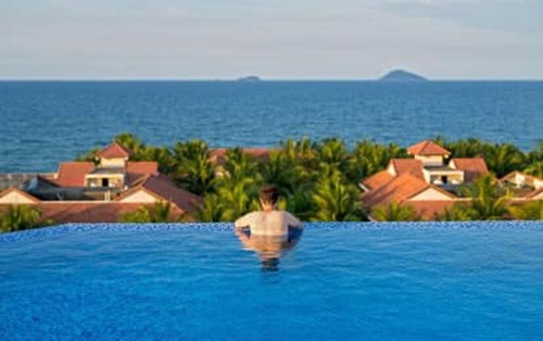 Is it safe to go swimming during Covid-19 pandemic?