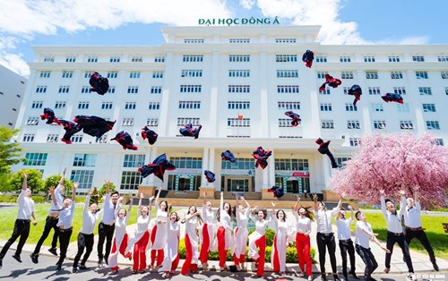 Lễ tốt nghiệp đại học
