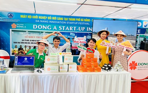 Giảng Viên Và Sinh Viên Khoa Thực Phẩm Tham Dự Sự Kiện Khởi Nghiệp SURF 2023