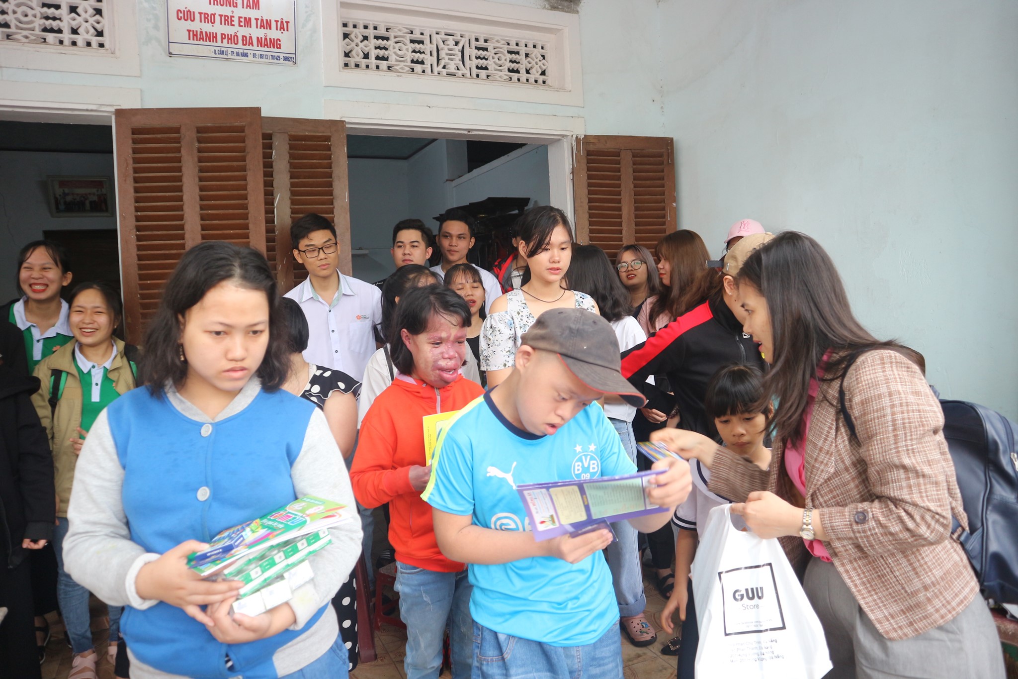 Hoạt động thiện nguyện tại Trung tâm bảo trợ trẻ em khuyết tật Đà Nẵng